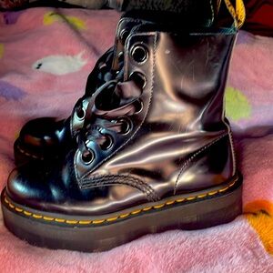 Dr Martens Molly women’s leather boots.